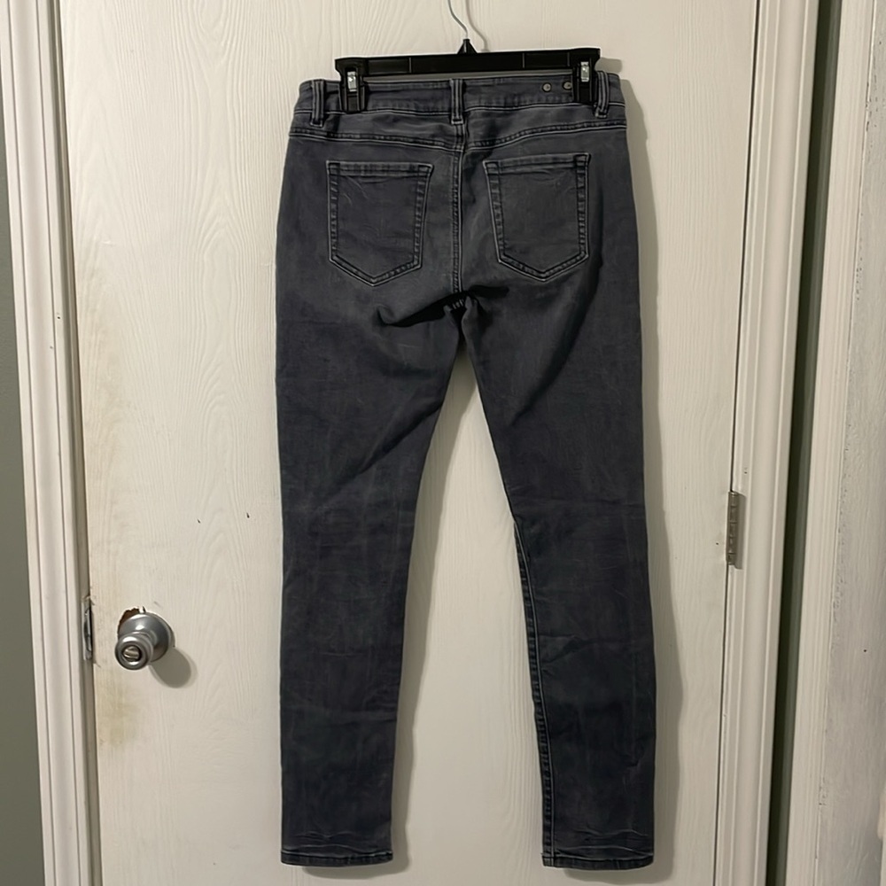 CAbi Slim Boyfriend Gray Wash Jeans Size 2 - Picture 6 of 10